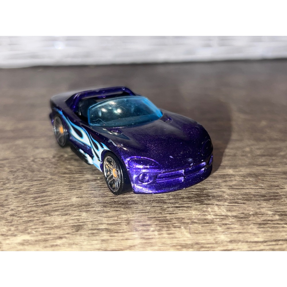 Hot Wheels 2016 HW Flames 5 Pack Dodge Viper RT/10 Metallic Purple Loose Diecast
